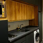 Dna Luxury Apartments ,Smart Entry , Perfect View